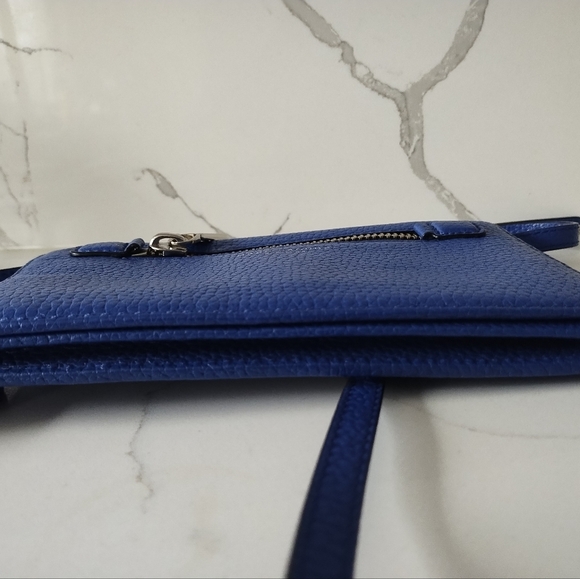 Marc Jacobs wallet crossbody - Picture 2 of 9